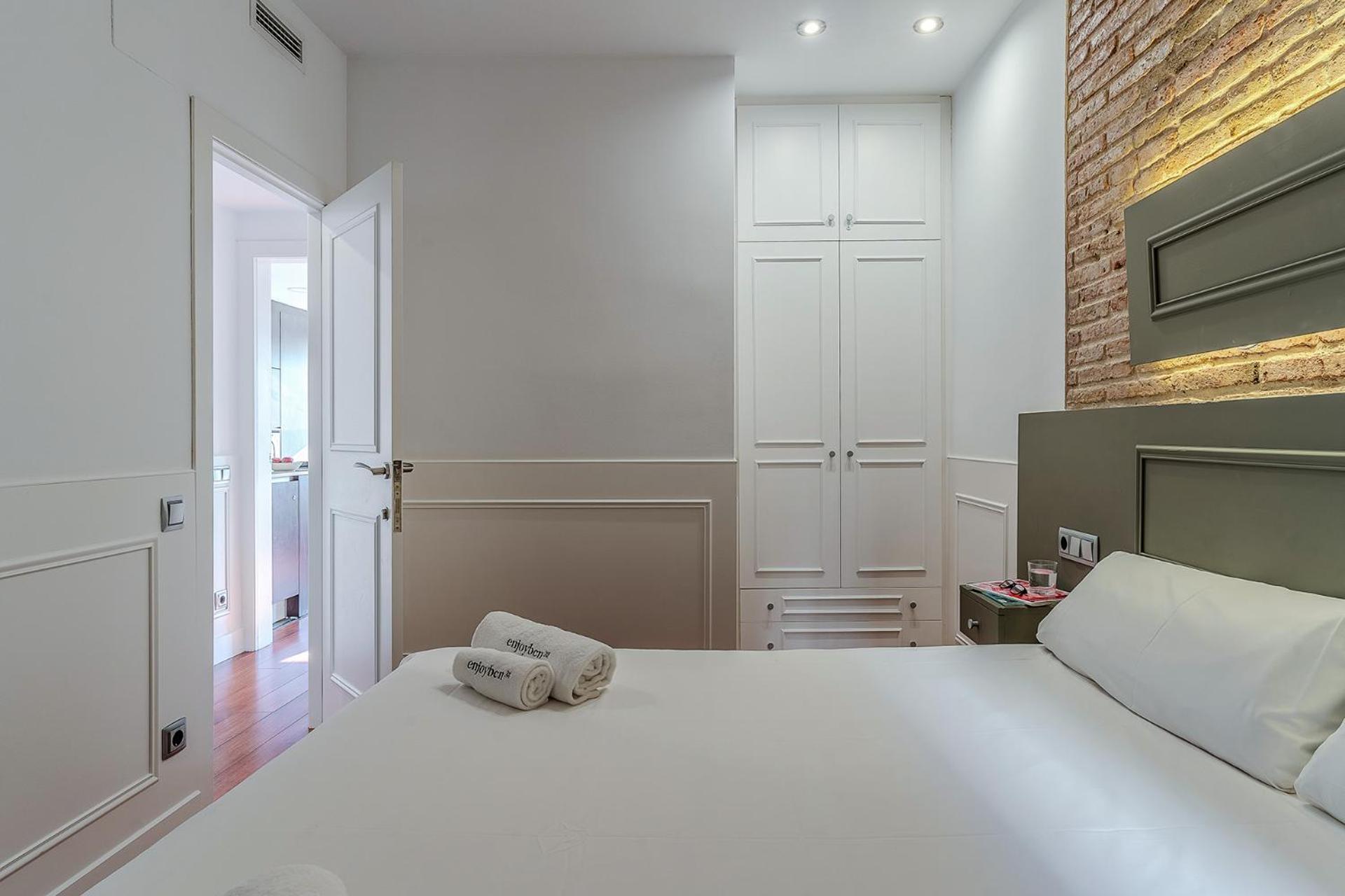 Enjoybcn Fira Apartment Барселона Екстер'єр фото