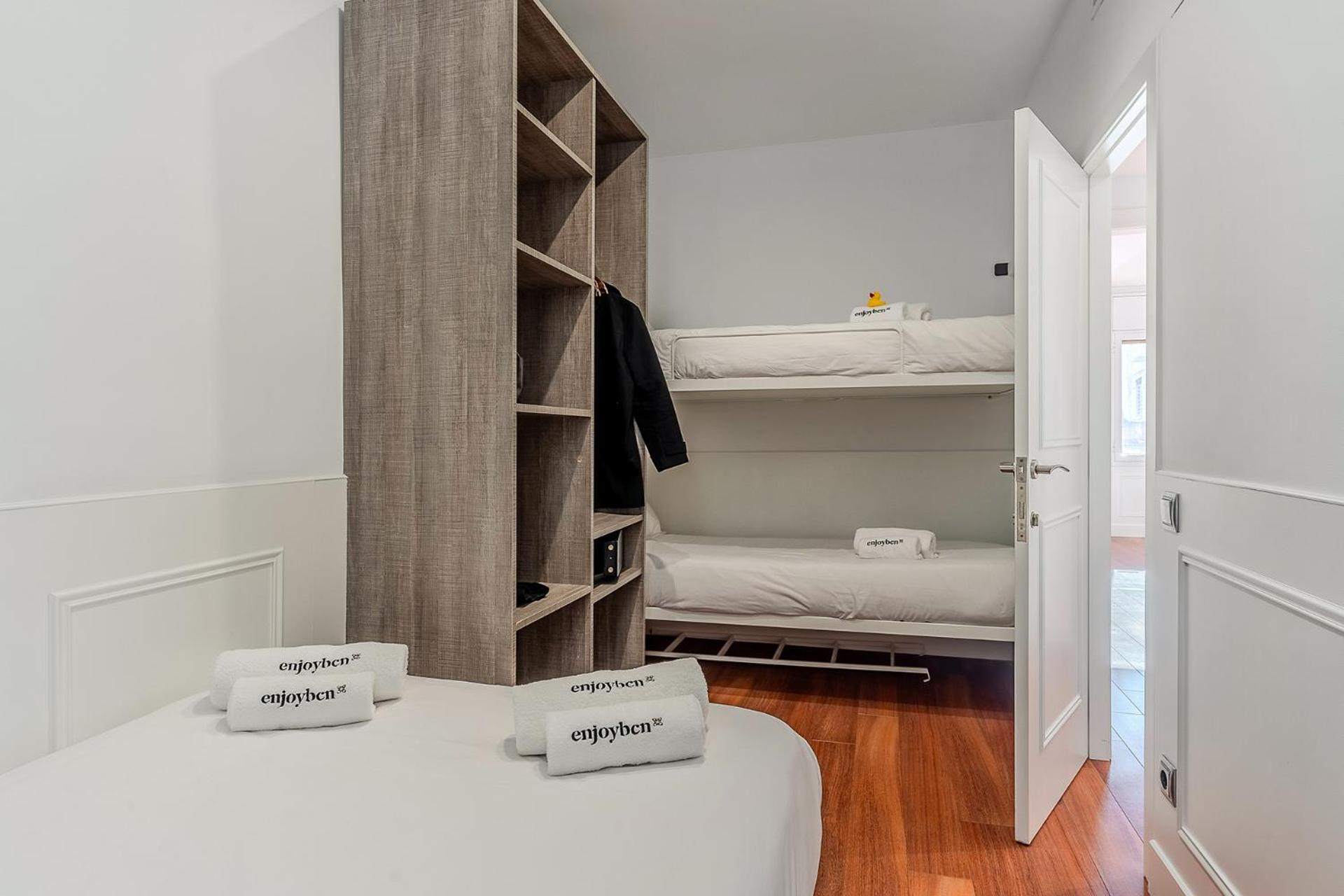 Enjoybcn Fira Apartment Барселона Екстер'єр фото